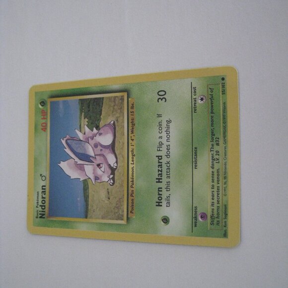 Nidoran 55/102 & Nidoran 57/64 Pokemon Cards Vintage - Picture 4 of 16